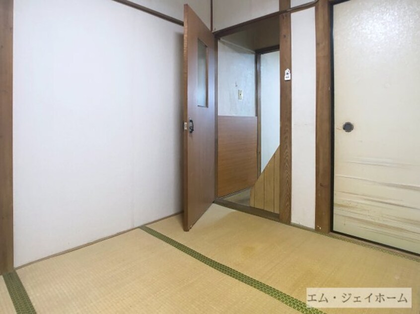  近江八幡市中小森町貸家