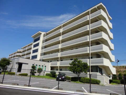  サンタウン竹鼻　A