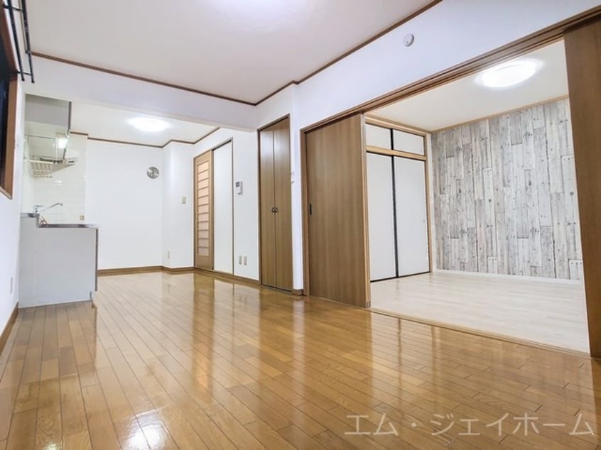  フラワー５番館