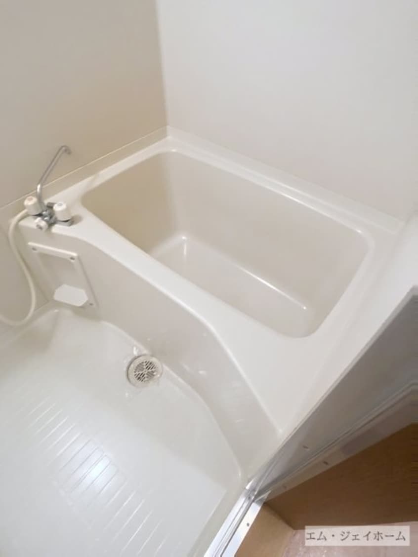  メゾンアデュール