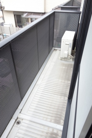  ファミールコート