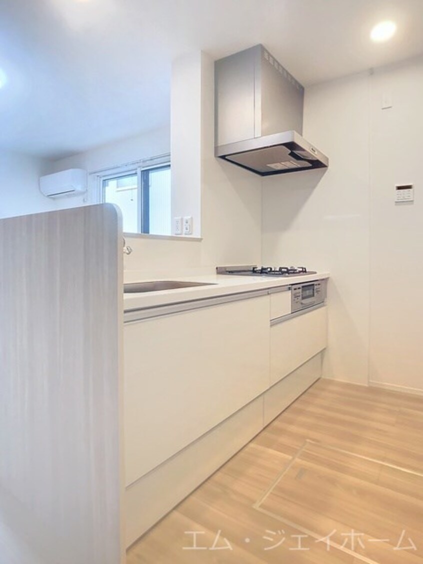  Farouche（ファルーシュ）