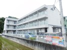 ドミトリーユーの外観