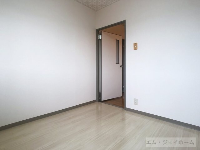  ハイエストパレス