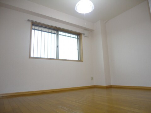  ブリリアンスシティー