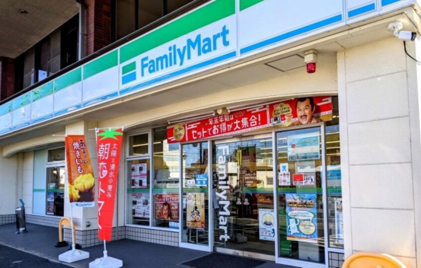 コンビニまで208m※ファミリーマート　栗東中学校前店 セルピエ