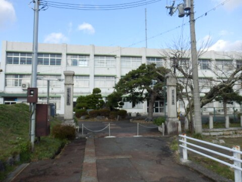 小学校まで1600m※高島市立マキノ東小学校 ヴィラ・マキノ