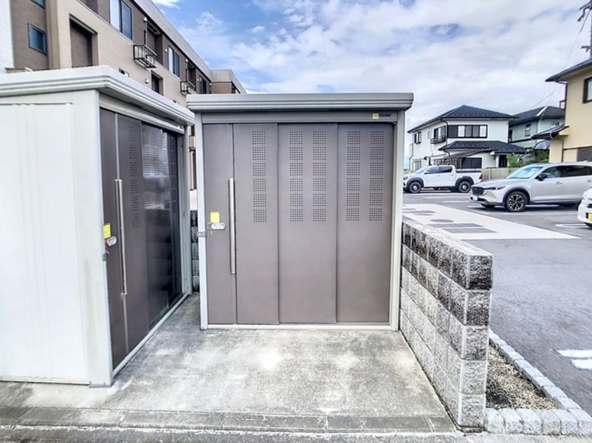  ベストウォール篠原