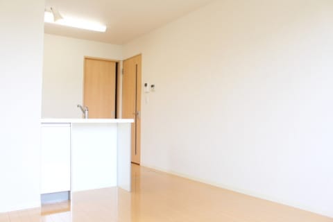  シャーメゾン　リーリエ