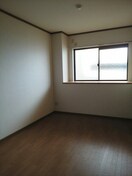  レジーナ・クミル