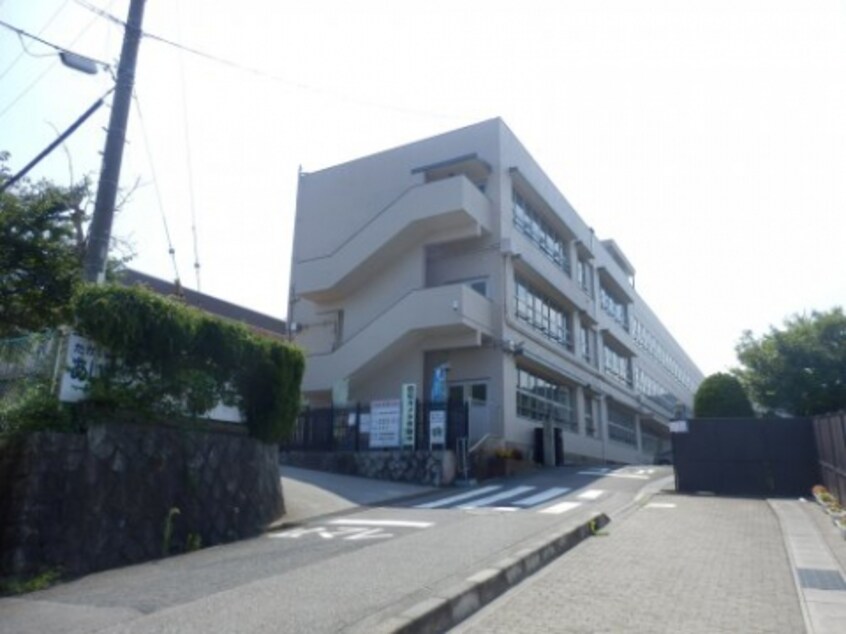 小学校まで500m※大津市立和邇小学校 レジーナ・クミル