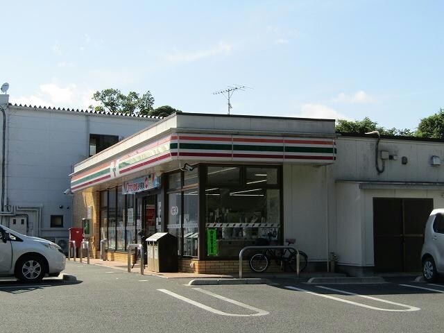 セブンイレブン茂原木崎店(コンビニ)まで370m エレガンテ　プレッソA