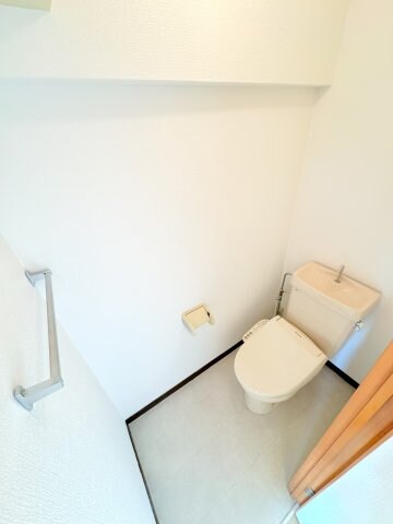 他号室の写真の為異なる場合は、現況優先とします。 ウラックスビル