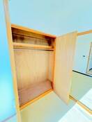 他号室の写真の為異なる場合は、現況優先とします。 ウラックスビル