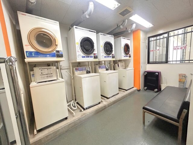  アップルハウス