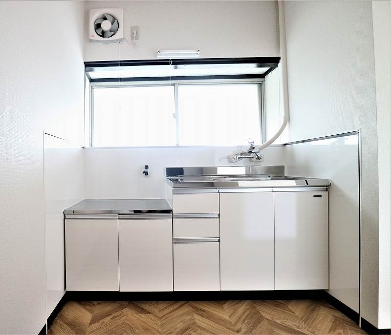 他号室の写真の為異なる場合は、現況優先とします。 草木アパート