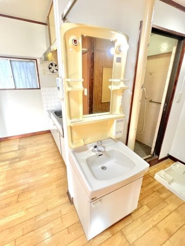  浜町マンション