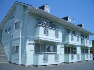 コーポスズキＡ