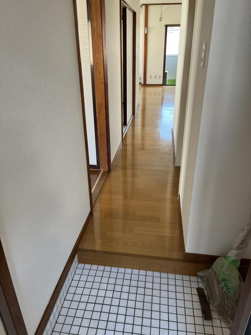  作町ロイヤルマンション