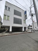 イガリビルの外観
