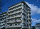 岡長ビルの外観