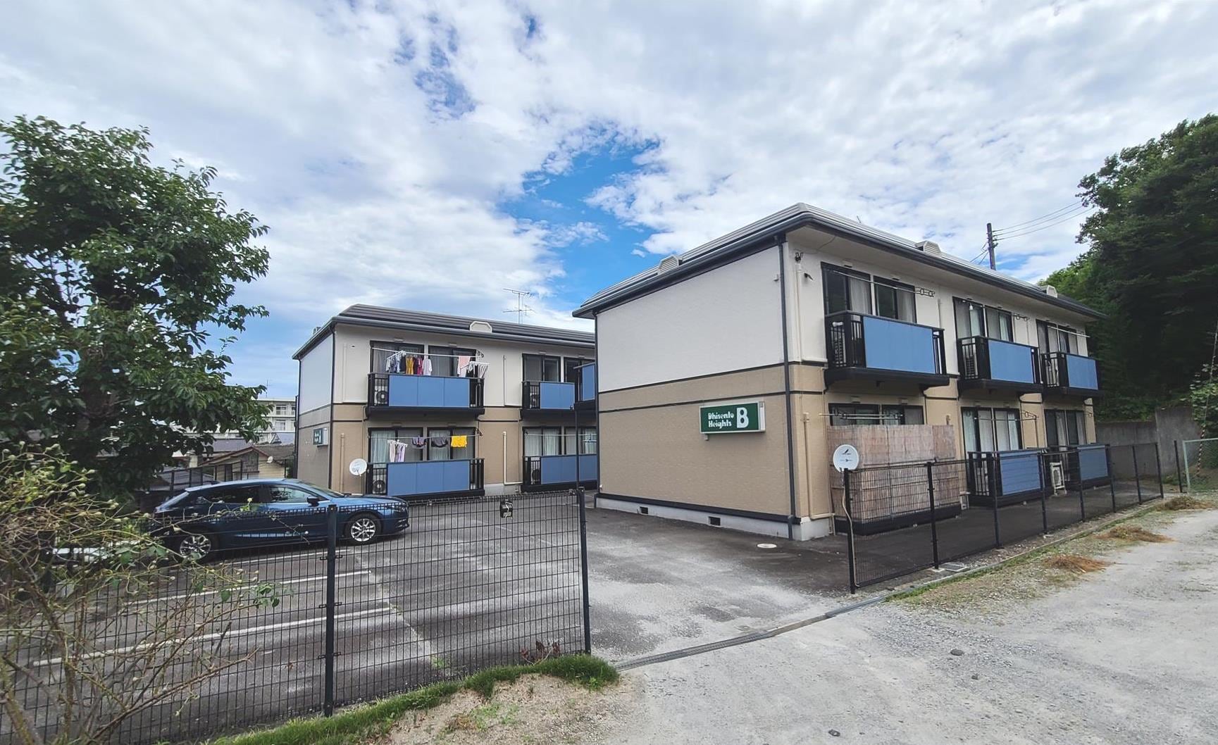  ディーセントハイツ