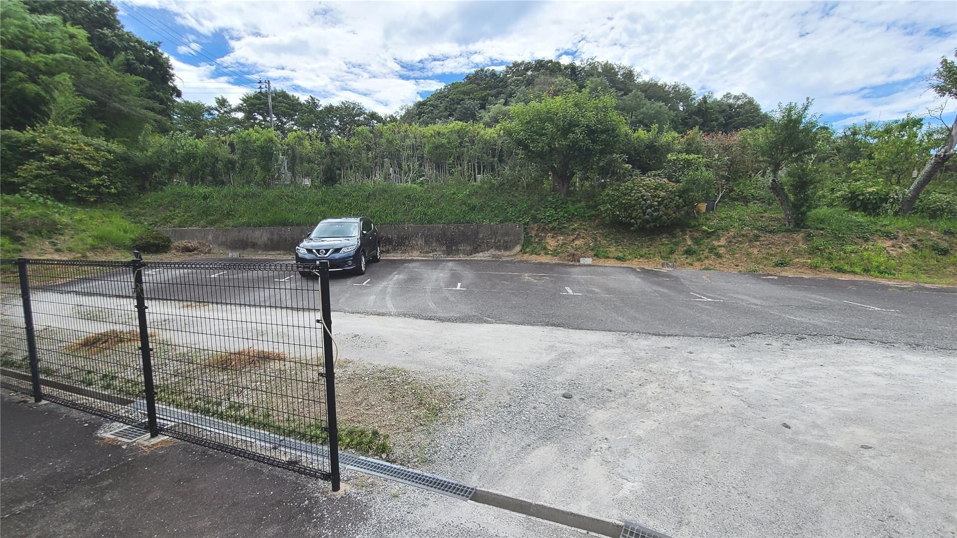  ディーセントハイツ