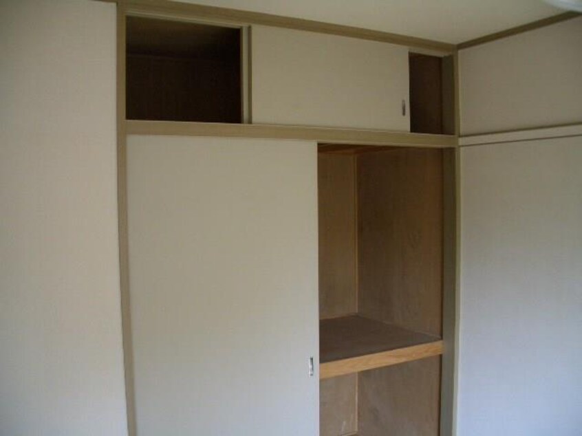  ディーセントハイツ