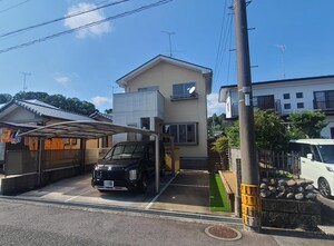 郷ケ丘一丁目貸家