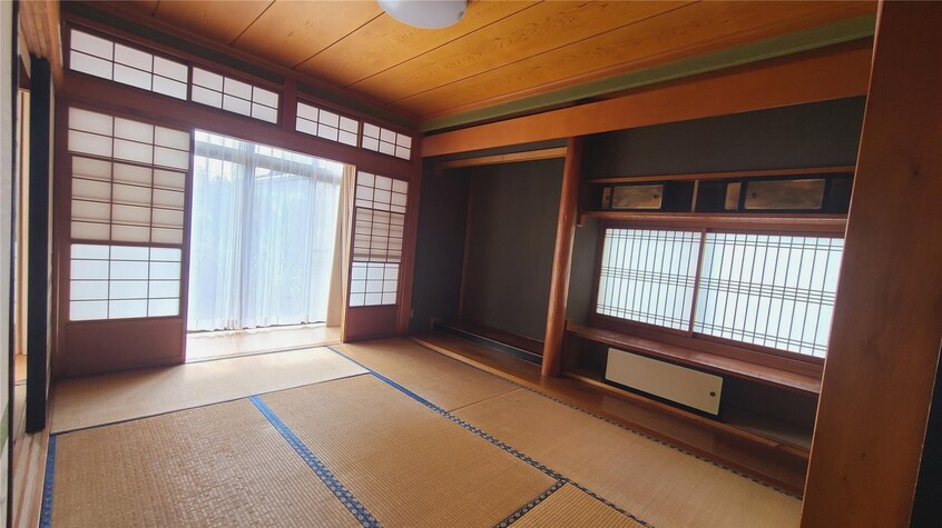  下神谷北一里塚貸家