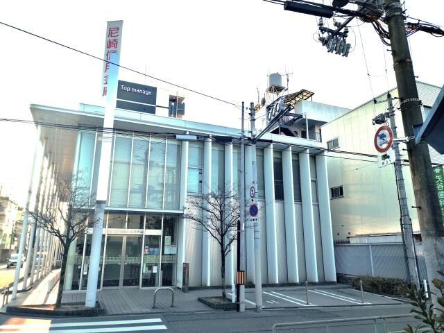 尼崎信用金庫塚本支店(銀行)まで762m おおきに花川サニーアパートメント