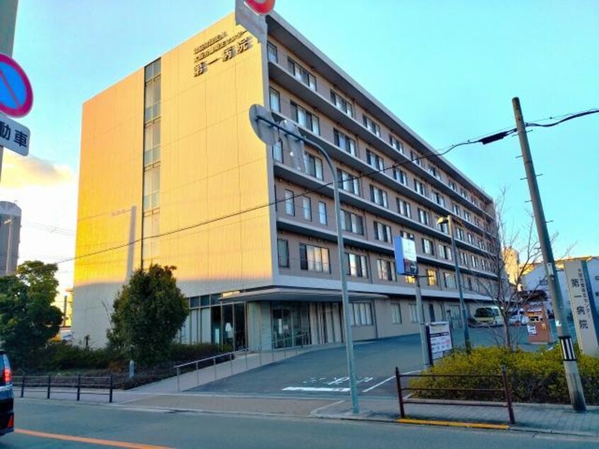 （財）大阪労働衛生センター第一病院(病院)まで697m エスリード大阪クレストコート