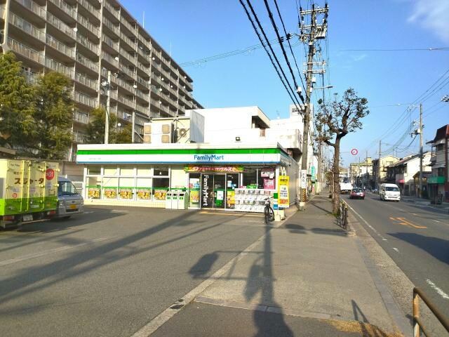 ファミリーマート西淀川佃三丁目店(コンビニ)まで225m エクセルクラークAI