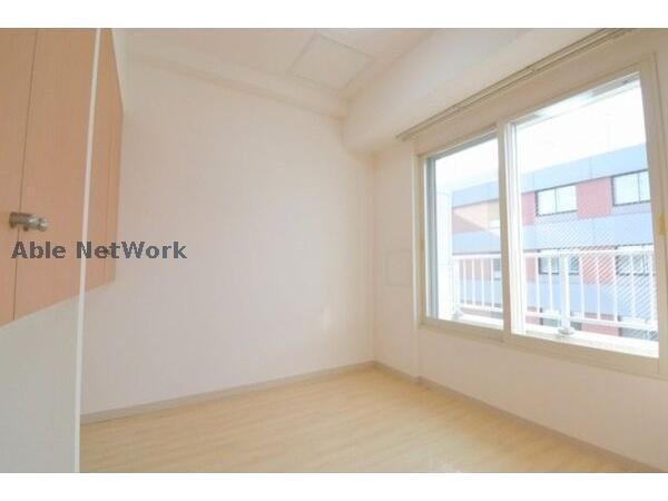  レガーロ美術館通