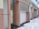  コローレ知事公館前