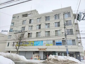 ロムペリィビル(旧:和晃ビル)