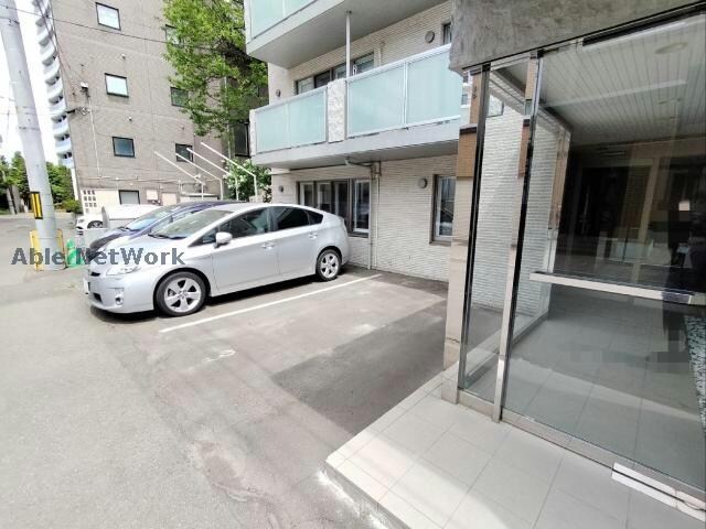  ⅠⅩⅢ表参道(アントレーズオモテサンドウ)