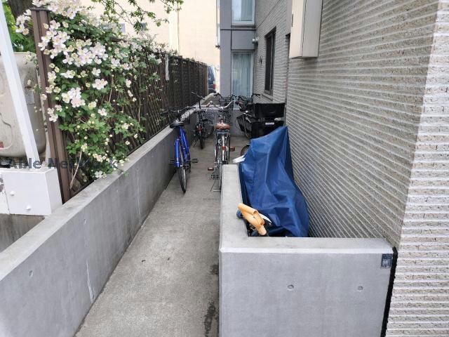  ⅠⅩⅢ表参道(アントレーズオモテサンドウ)