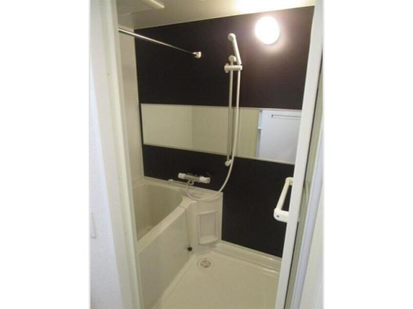  ラヴェーラ大通公園