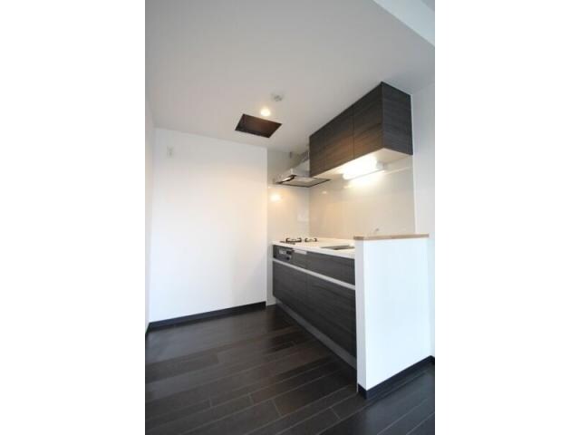  COM’S　RESIDENCE　鳥居前