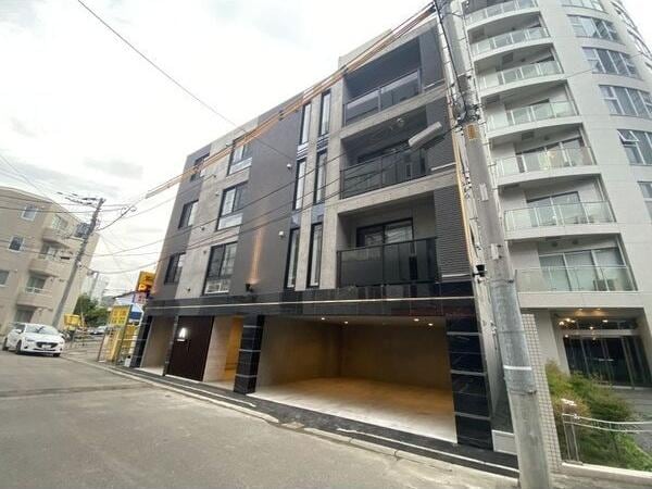  アルファスクエア西28