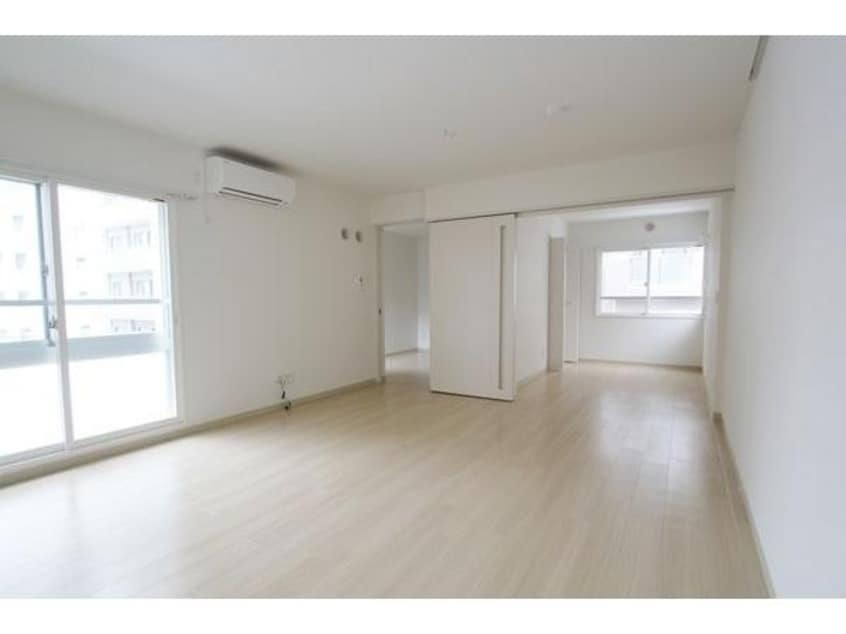  ヴェリタス美術館通