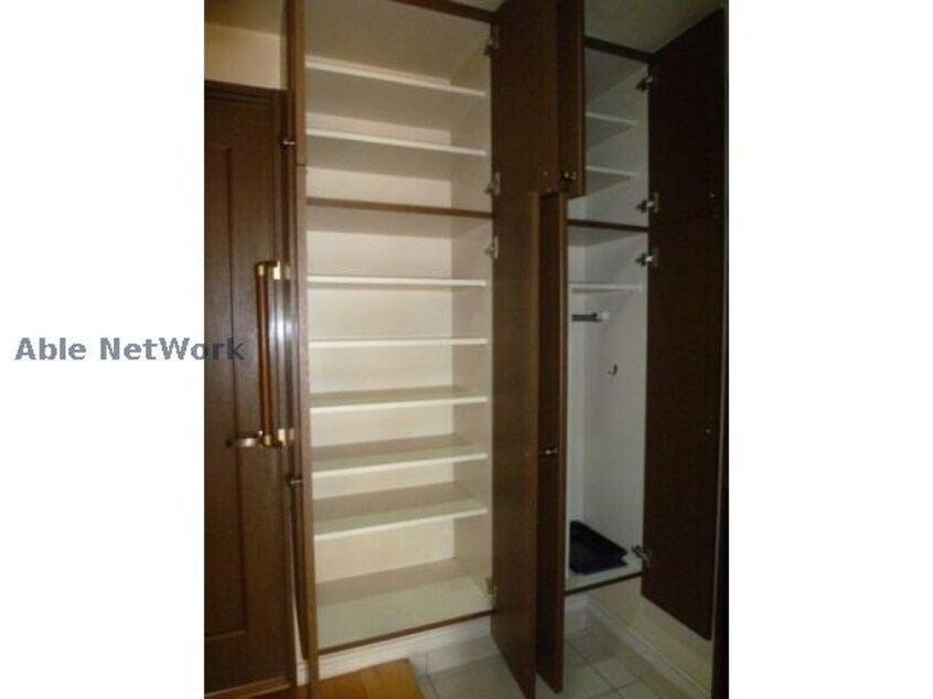  東急ドエルアルス知事公館