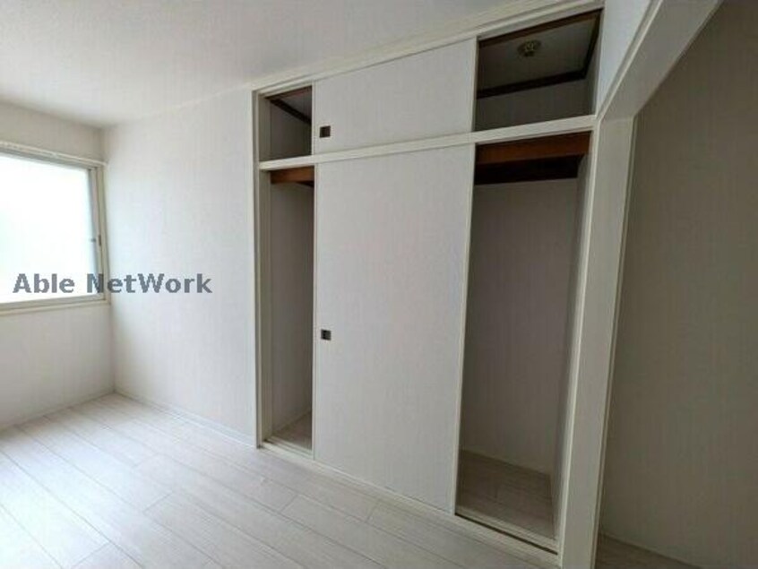  フォーレスト八軒