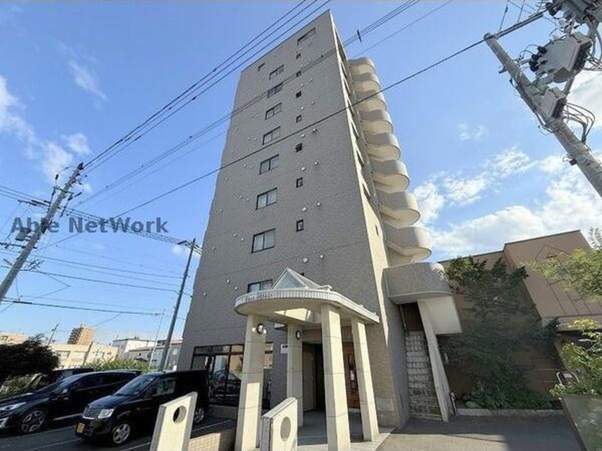  カーサ・アブリール