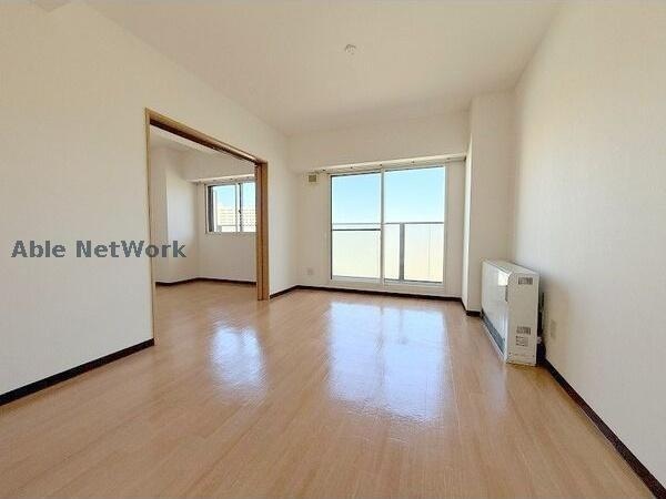  カーサ・アブリール