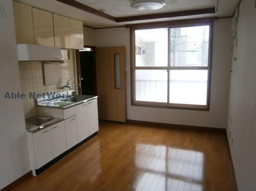  宮の森小川ハイツ