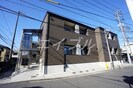 グランデ川崎医大前の外観