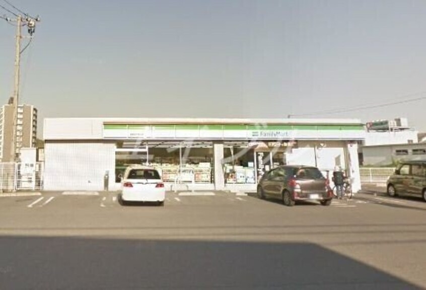 ファミリーマート倉敷西中新田店(コンビニ)まで422m K-city葦高
