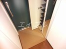 玄関 ウッドコート医大南
